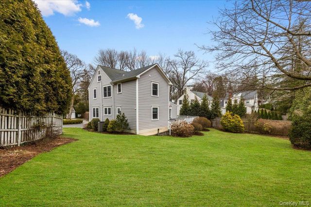 12 Robin Hill Road, Scarsdale, NY 10583