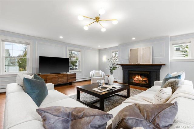 12 Robin Hill Road, Scarsdale, NY 10583