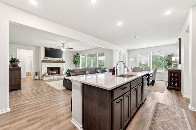 2446 Blackjack Oak Road, Oak Ridge, TX 75161