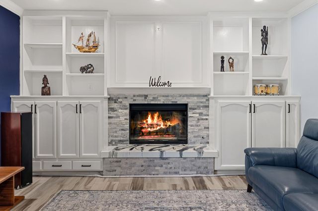 4816 Runway Dr, Fair Oaks, CA 95628