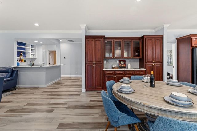 4816 Runway Dr, Fair Oaks, CA 95628