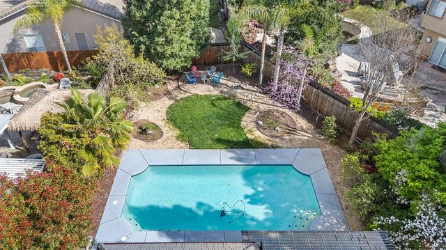 4816 Runway Dr, Fair Oaks, CA 95628