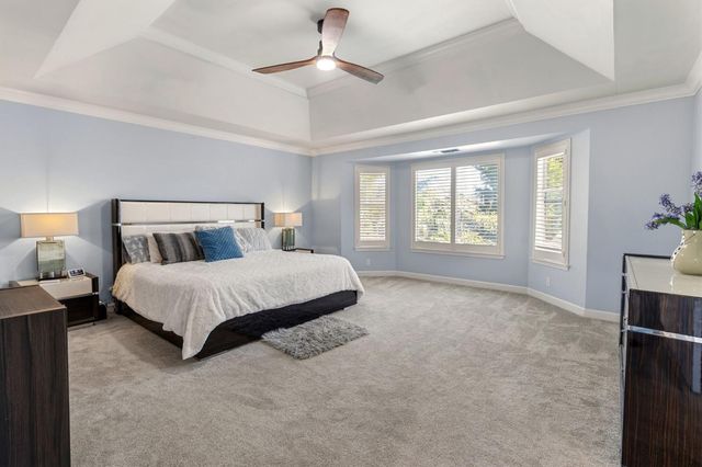 4816 Runway Dr, Fair Oaks, CA 95628