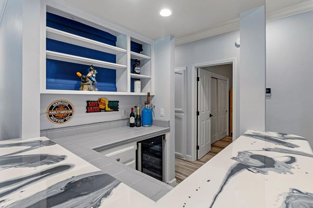 4816 Runway Dr, Fair Oaks, CA 95628