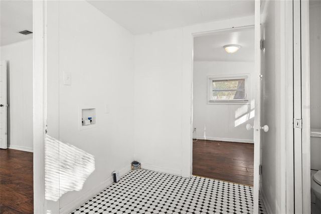 211 E CLUSTER AVENUE, Tampa, FL 33604