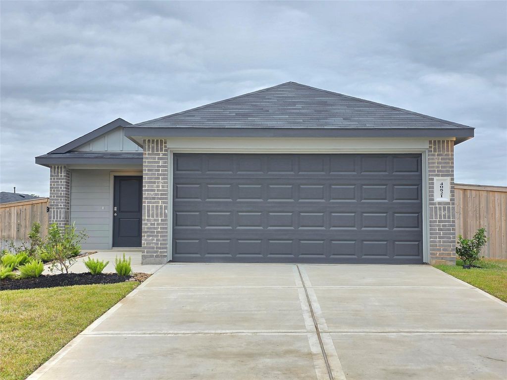 40821 Hawthorne Glades Street, Magnolia, TX 77354