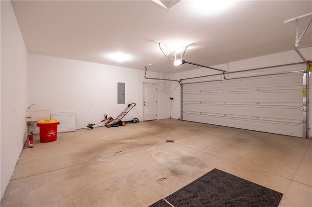 103 Bridle Lane, Chartiers, PA 15301