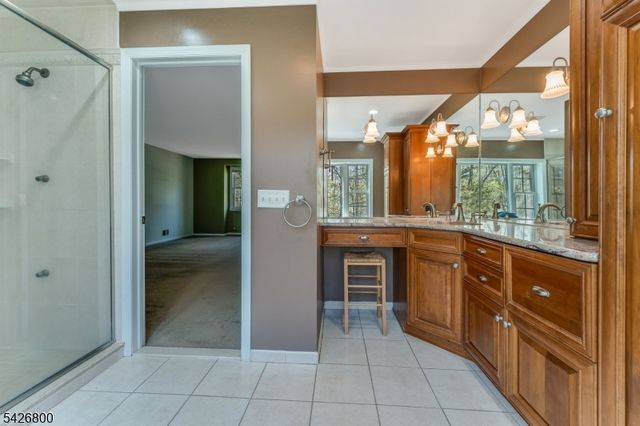 894 Ardsley Ln, Bridgewater Twp., NJ 08807