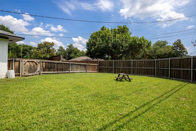 4708 Forest Bend Road, Dallas, TX 75244