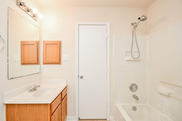 19319 Jordans Landing Lane, Richmond, TX 77407