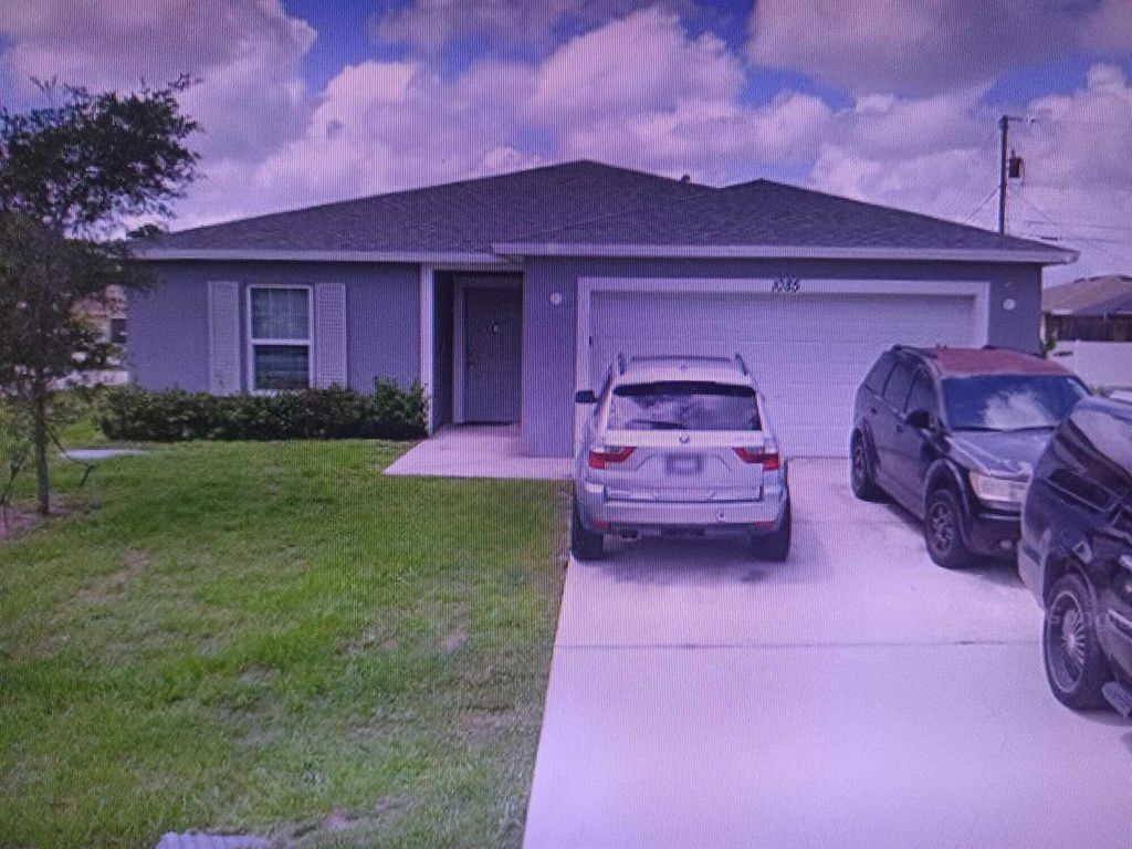 1085 SW Firestone Avenue, Port St. Lucie, FL 34953