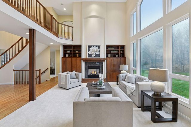 27740 Brynmawr Place, Excelsior, MN 55331