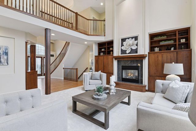 27740 Brynmawr Place, Excelsior, MN 55331