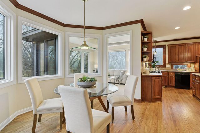 27740 Brynmawr Place, Excelsior, MN 55331