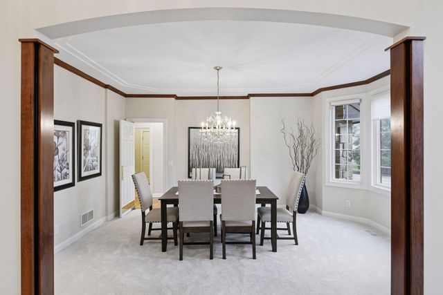 27740 Brynmawr Place, Excelsior, MN 55331