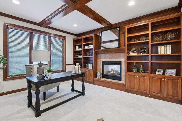 27740 Brynmawr Place, Excelsior, MN 55331