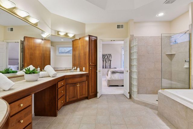 27740 Brynmawr Place, Excelsior, MN 55331