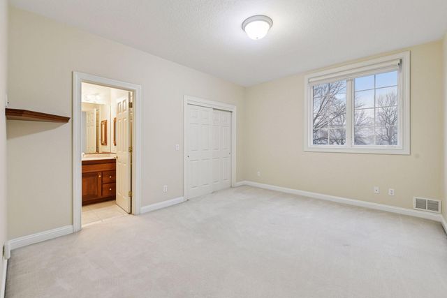 27740 Brynmawr Place, Excelsior, MN 55331