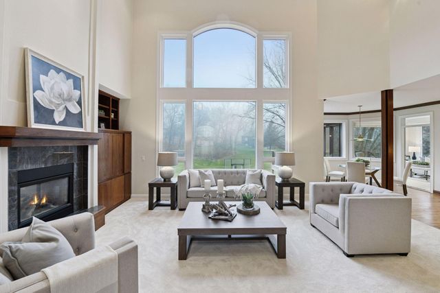 27740 Brynmawr Place, Excelsior, MN 55331