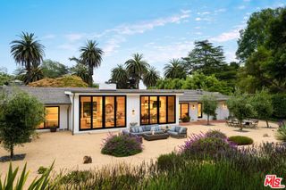 939 Las Palmas Drive, Santa Barbara, CA 93110