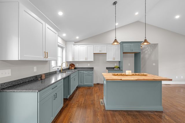 247 Green Holow Road, Killingly, CT 06239