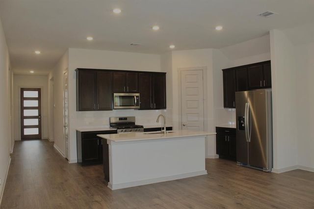 2245 S Leppy LN, Leander, TX 78641