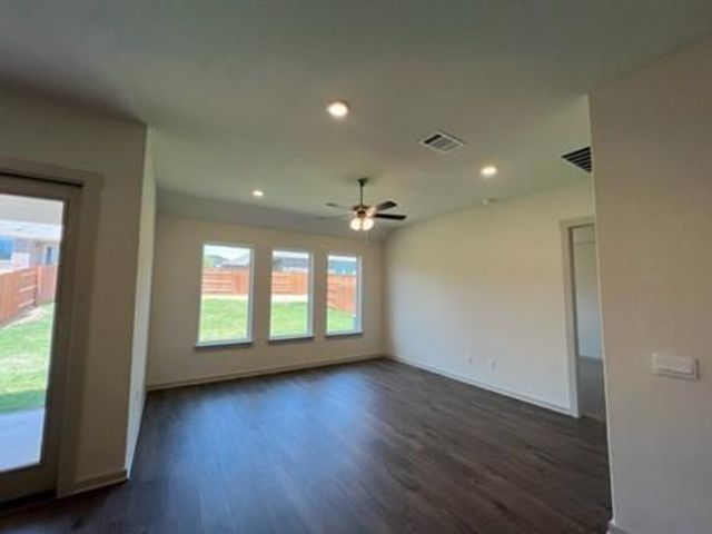 2245 S Leppy LN, Leander, TX 78641