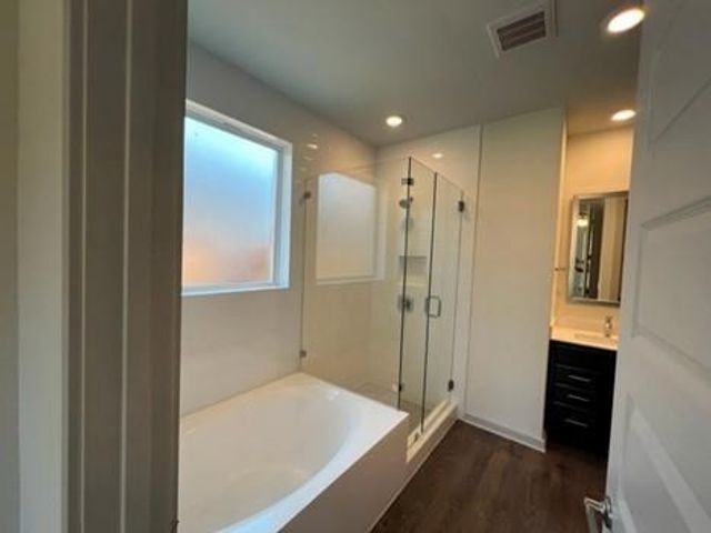 2245 S Leppy LN, Leander, TX 78641