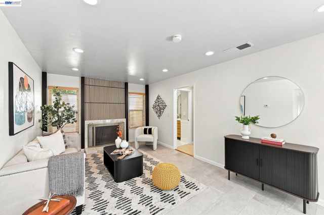 3830 Campbell Pl, Fremont, CA 94536