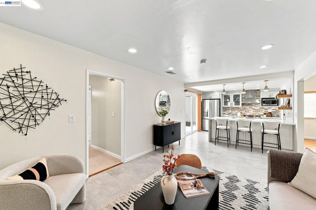 3830 Campbell Pl, Fremont, CA 94536