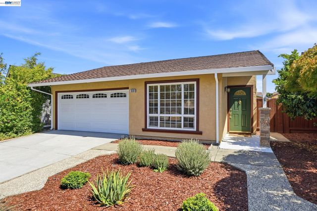 3830 Campbell Pl, Fremont, CA 94536