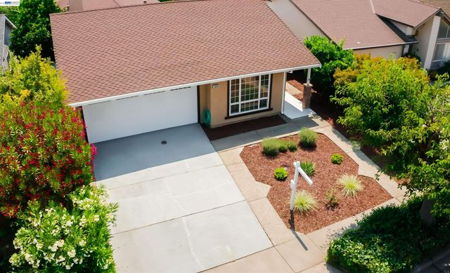 3830 Campbell Pl, Fremont, CA 94536