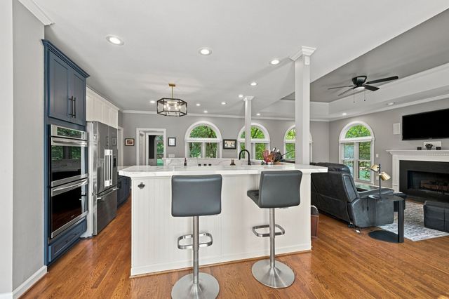 915 Briarwood Crst, Nashville, TN 37221