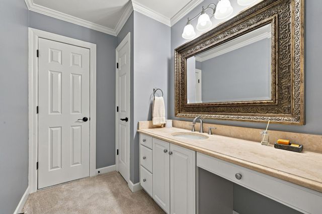 915 Briarwood Crst, Nashville, TN 37221