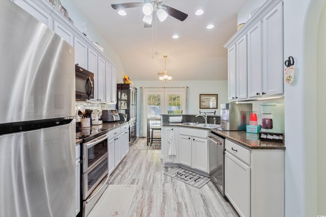 334 Southern Breezes Circle, Murrells Inlet, SC 29576