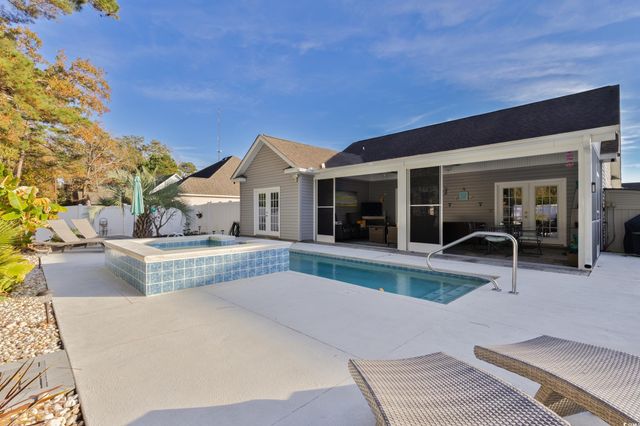 334 Southern Breezes Circle, Murrells Inlet, SC 29576