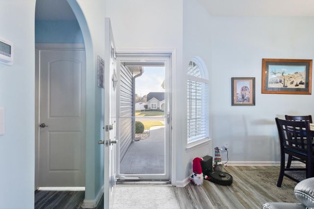 334 Southern Breezes Circle, Murrells Inlet, SC 29576