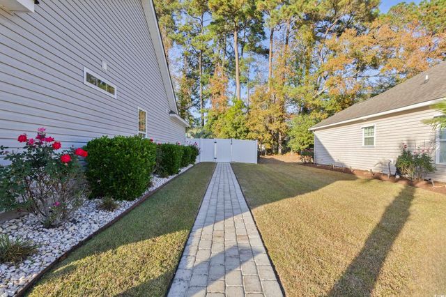 334 Southern Breezes Circle, Murrells Inlet, SC 29576