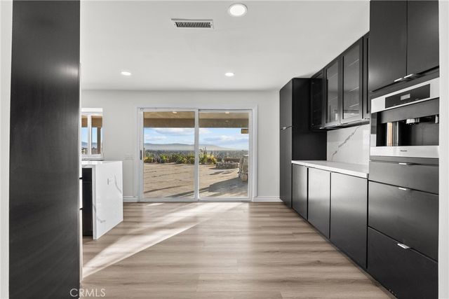 6758 Julie, West Hills, CA 91307