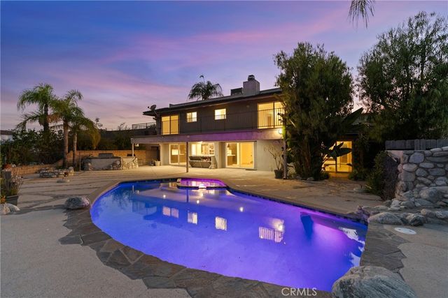 6758 Julie, West Hills, CA 91307