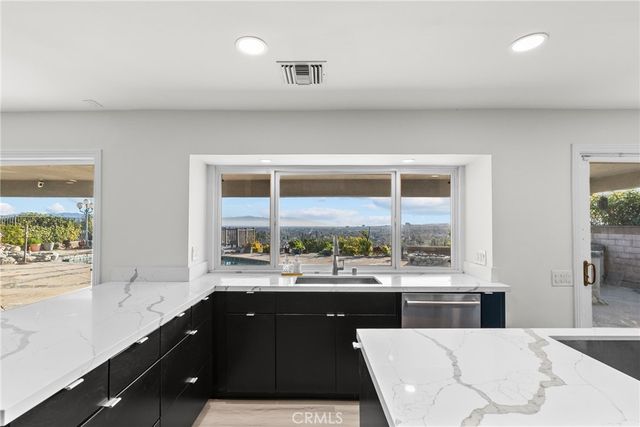 6758 Julie, West Hills, CA 91307