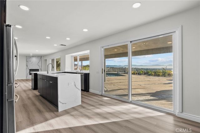 6758 Julie, West Hills, CA 91307