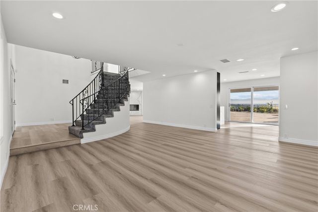 6758 Julie, West Hills, CA 91307