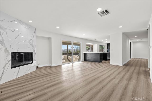 6758 Julie, West Hills, CA 91307