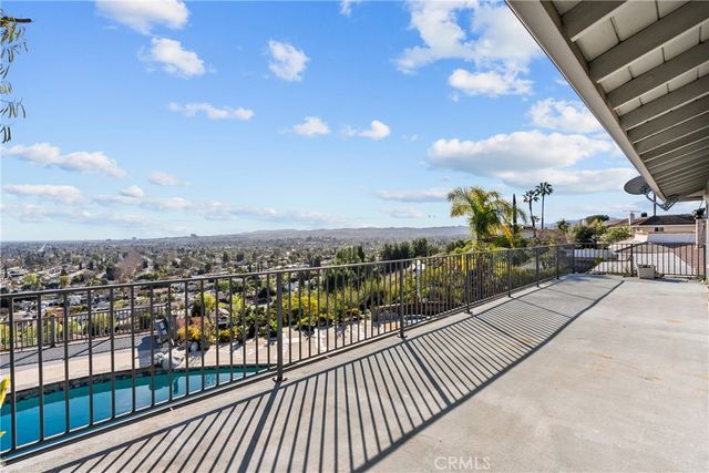 6758 Julie, West Hills, CA 91307