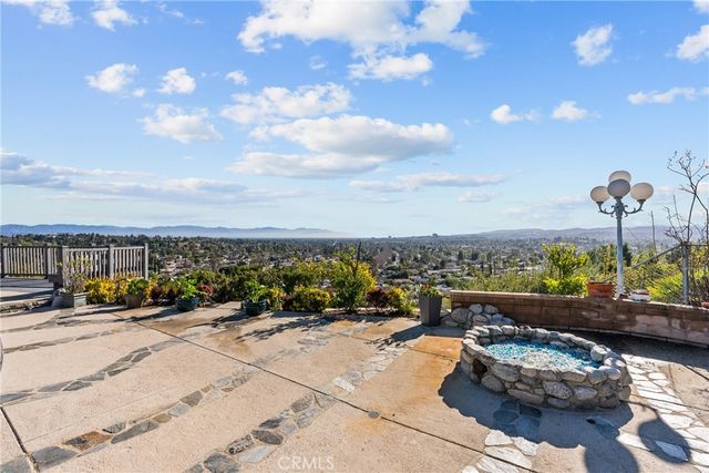 6758 Julie, West Hills, CA 91307