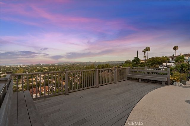 6758 Julie, West Hills, CA 91307