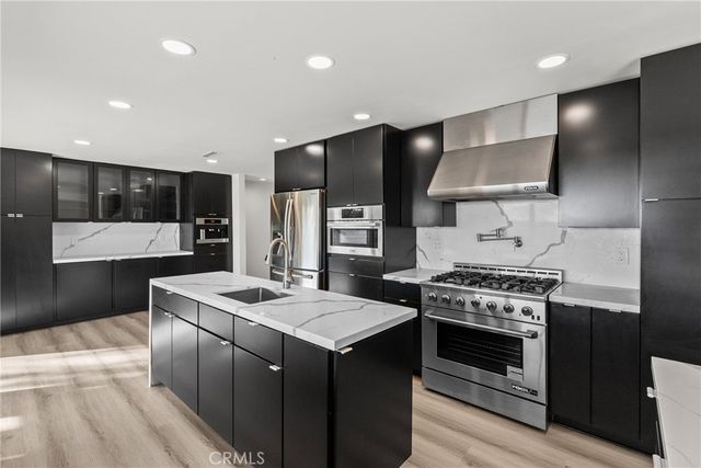 6758 Julie, West Hills, CA 91307