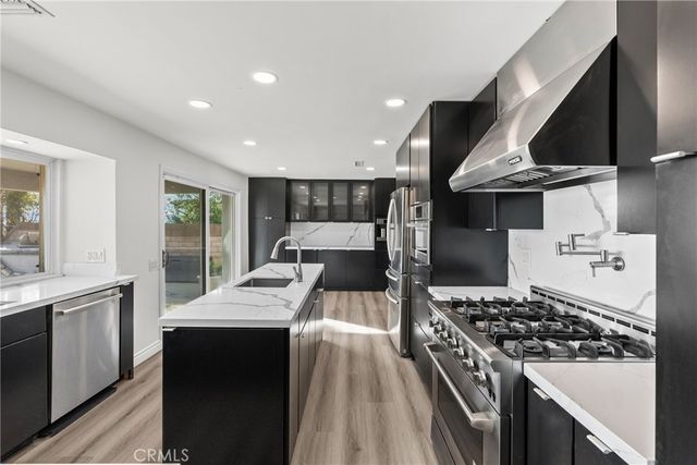 6758 Julie, West Hills, CA 91307