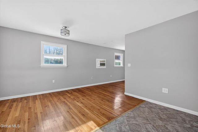 733 Hudson River Road, Halfmoon, NY 12118